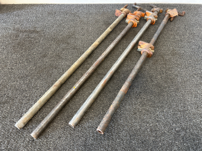 (4) Pipe Clamps