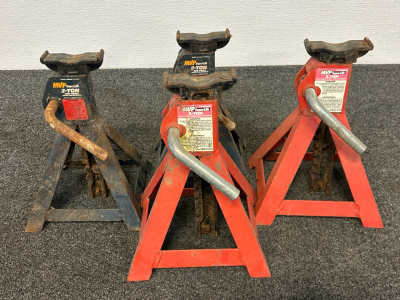 (2) Sets Of MVP Super Lift 2/3 Ton Jacks