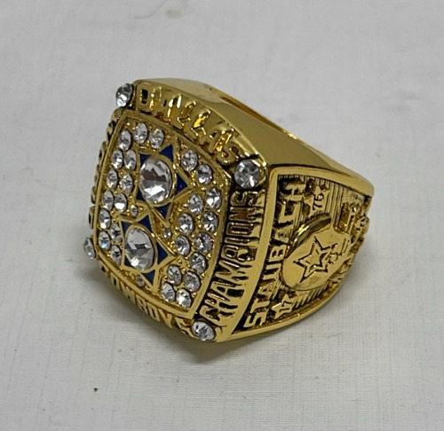 1977 World Champion Dallas Cowboys (Staubach) Super Bowl Ring Size 11