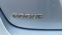 2011 NISSAN ROGUE - AWD! - 19