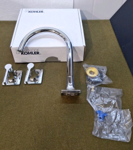 (1) Kohler, Venza Deck-Mount Non-Diverter Bath Faucet Trim Kit, Chrome