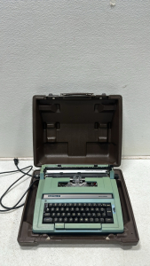 Vintage Smith-Corona Electra XT Electric Typewriter