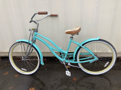 26&rdquo; Blue Della Cruz 1.0 Bike