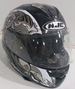 (1) HJC IS-15 Surge Full-Face Helmet - Medium