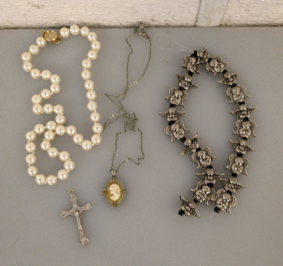 (3) Beautiful Necklaces