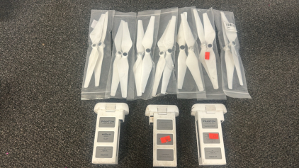 (2) Phanton OJ Prop, (3) Phanton Batteries