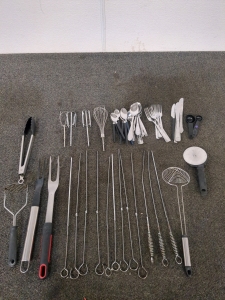 Assorted Kitchen Utensils