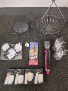 Assorted personal items