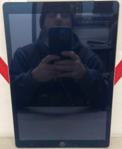 Apple 12.9 Inch IPad Pro Wi-Fi + Callular Tablet 256GB 3G 4G W/ Small Cosmetic Flaw On Left Side Rail