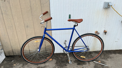 Blue Unknown Brand Cruiser 32&rdquo;