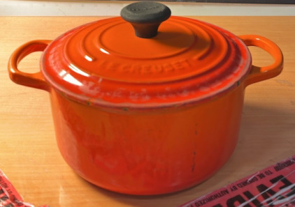 2.5 Quart Orange Le Crueset Dutch Oven