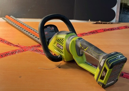 Ryobi 24&rdquo; Cordless Hedge Trimmer Model: RY24602