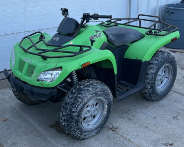 2011 Green Arctic Cat 425 ATV