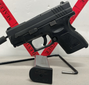 Springfield Armory Model XD-9 Sub-Compact 9mm Caliber, Semi Automatic Pistol