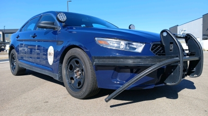 2015 FORD TAURUS - GARDEN CITY POLICE!