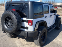 2016 JEEP WRANGLER UNLIMITED - 4X4 - AFTERMARKET STEREO! - 8