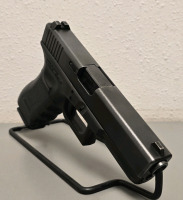 Glock 22 .40S&W Semi Automatic Pistol With (2) Extra Magazines And Case-- GXX762 - 6