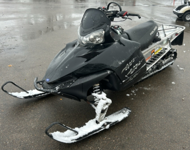 2007 POLARIS SNOWMOBILE