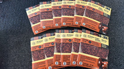(12) 5in 3 Pack Of All Purpose Sanding Discs