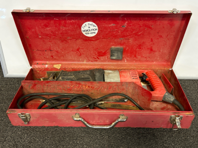 Milwaukee Super Sawzall With Case