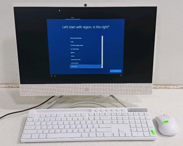(1) HP 22 All-in-One PC - 22-c0010 w/ Keyboard & Mouse