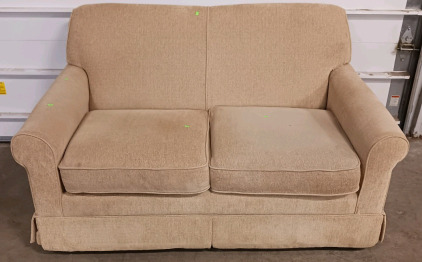 (1) La-Z-Boy Loveseat - Tan - Great Condition & Comfy!