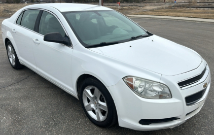 2011 CHEVROLET MALIBU - CUTE CAR!