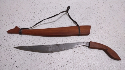 10" Vintage Philippine Curved Blade Short Sword w/ Carved Wood Scabbard