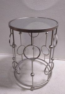 18&frac14;"x 18&frac14;"x 24" Round Mirror Top Night Stand