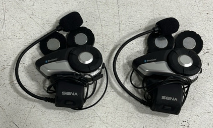 (1) Sena SMH10D-11 Motorcycle Bluetooth Headset/Intercom Communication System with Universal Microphone Kit (Dual)