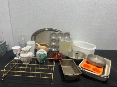 Assorted Kitchenware- Baking Trays, Glass Home Decor Organizers and more!