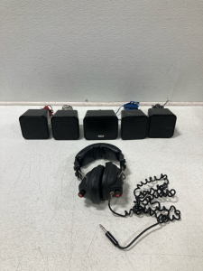 (5) Speakers & Headphones