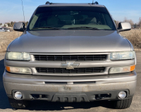 2004 CHEVROLET SUBURBAN - 4X4! - 2