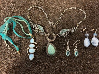 Turquoise Necklace And Gem Necklace With Earrings