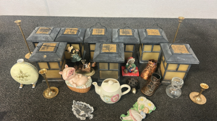 Light Houses, Cartoon Figures, And Wall Vases