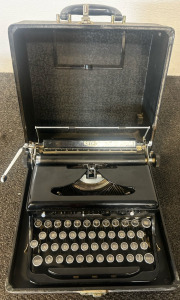 Vintage Type Writer