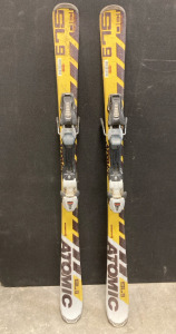 Atomic Skiis