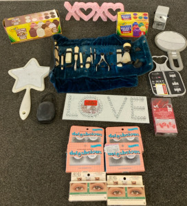 Lashes, Jeffree Star Mirror, XOXO Sign and More!
