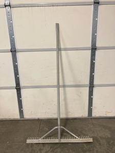 Large Metal Rake