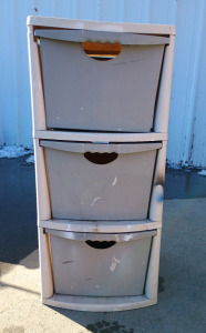 (1) 3-Bin Storage System - 22"x18"x36"<br/>