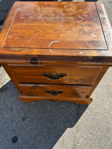 Brown Side Table With 2 Drawers