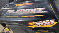 2001 SUMMIT 700 SNOWMOBILE - 9