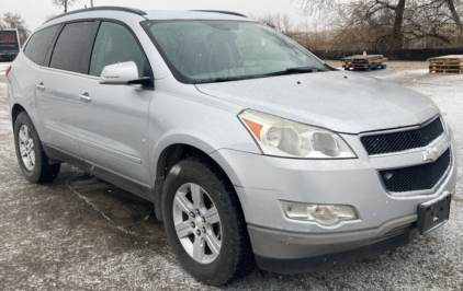 2012 CHEVROLET TRAVERSE - AWD - AFTERMARKET STEREO!