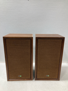 (2) Hitachi HS-250F Speakers