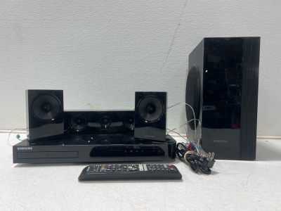 Samsung 3D Dvd Player With Speakers