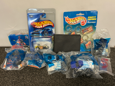 Hotwheels Collectible Toys and Wallet