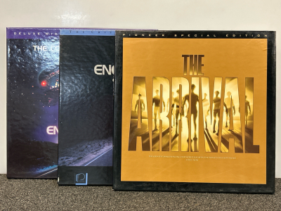 (3) Collectible Laser Disc Sets: The Close Encounters Of The Thrid Kind and The Arrivals