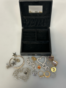 Small Jewelry Organizer with Jewelry