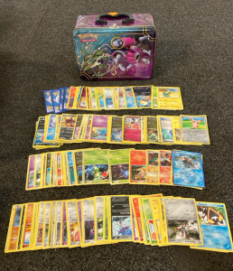 Pok&eacute;mon Cards & Collectible Tin