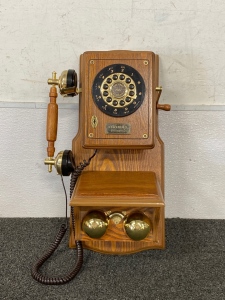 Thomas Collectors Edition Replica Telephone 19”x 8.5”